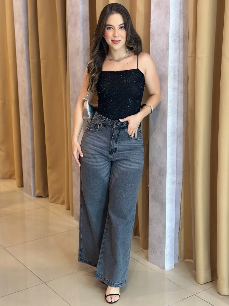 Professional Karachi escort girl with modern look – premium escort service in Karachi